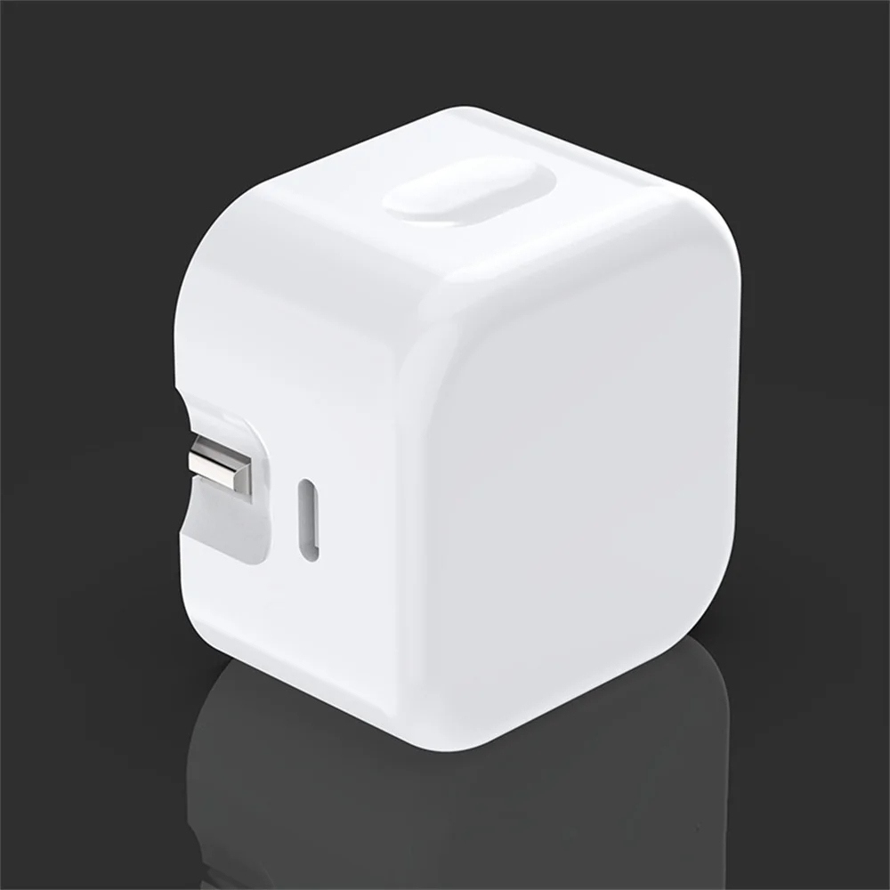 شاحن جداري USB-C سريع 20 واط